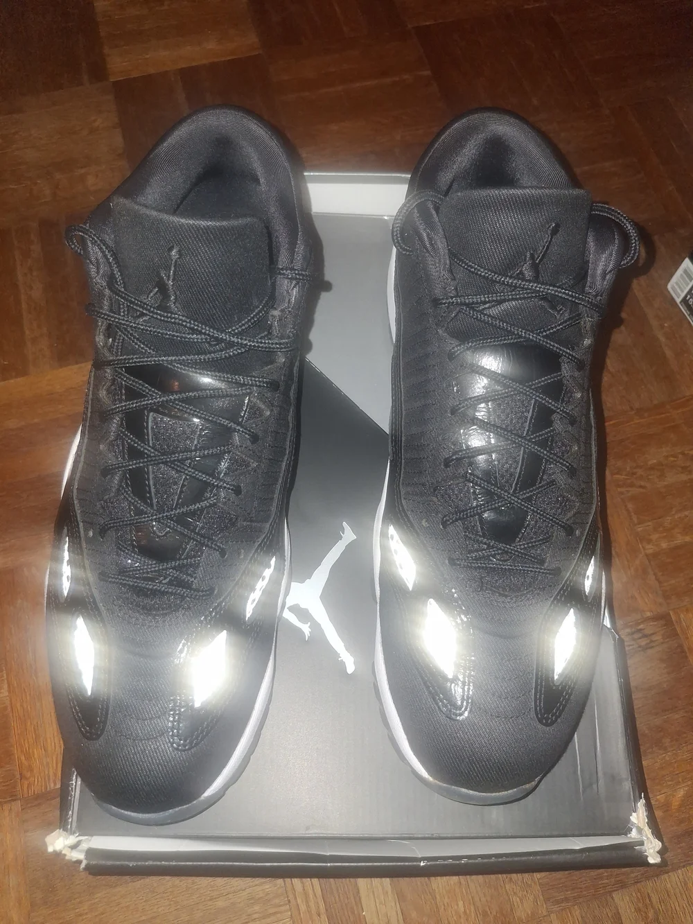 Jordan comfortable black